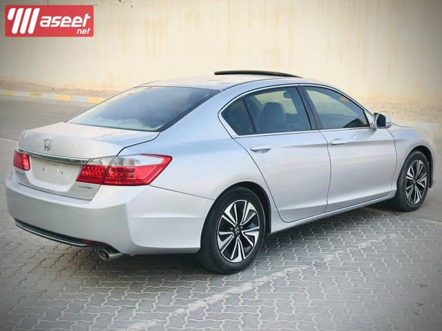 هوندا أكورد 2013