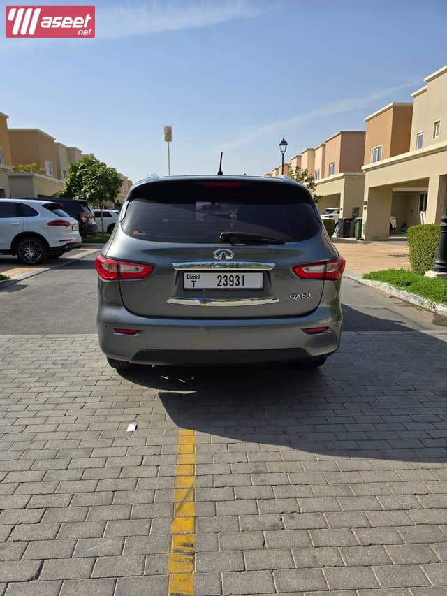 ‏إنفينيتي QX60 model 2015