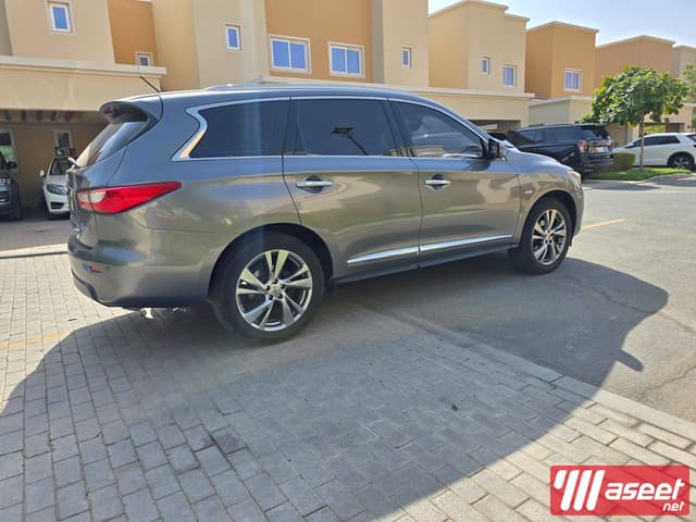 ‏إنفينيتي QX60 model 2015