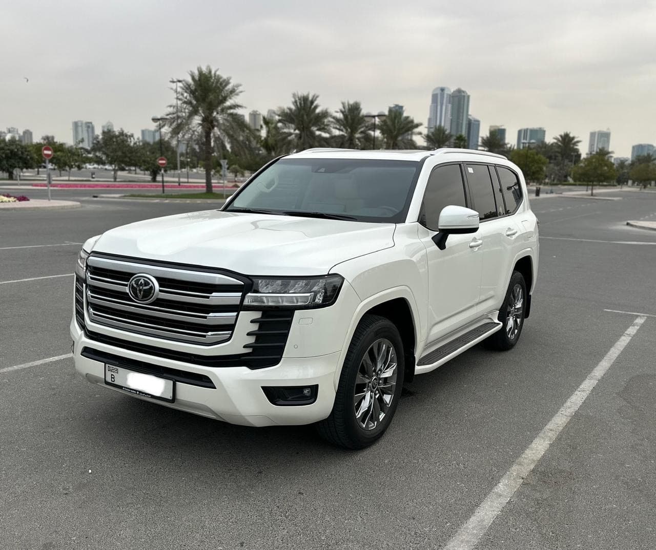 ‏ لاند كروزر GXR V6 موديل 2022  0