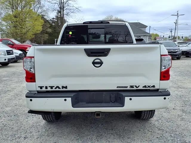 Nissan Titan SV 2019