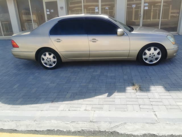 Lexus IS430 model 2003 for sale