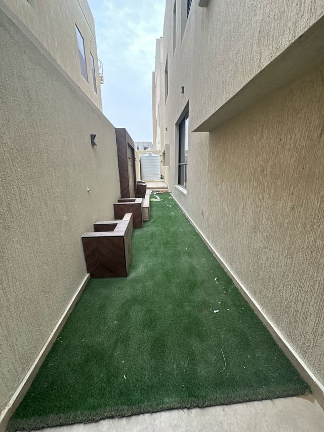 فيلا للبيع بأرقي مناطق عجمان الباهيه 