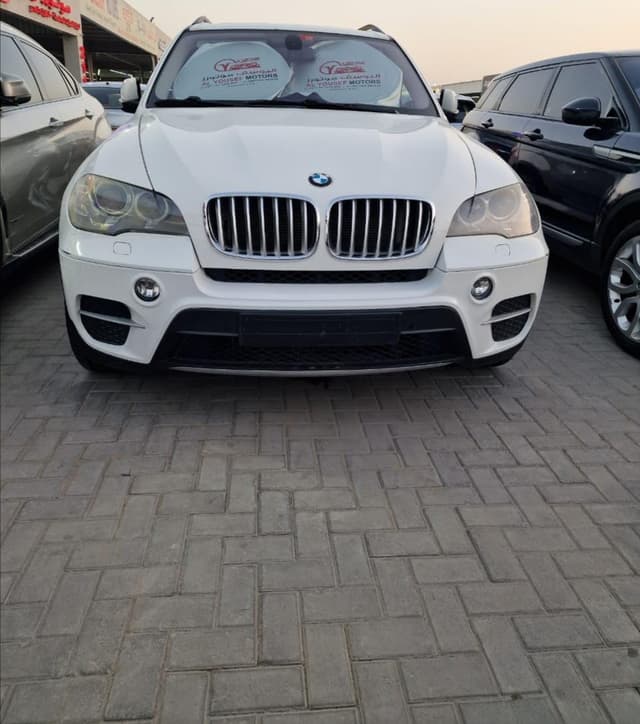 للبيع بي ام دبليو X5  2014 