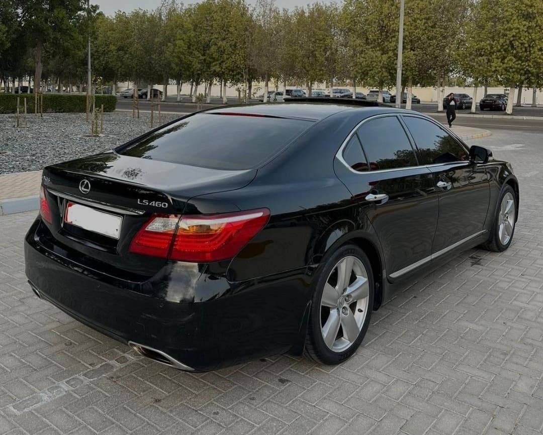 Lexus LS460 GCC 2011 for sale 3