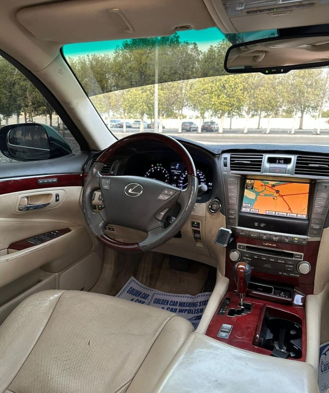 Lexus LS460 GCC 2011 for sale 4