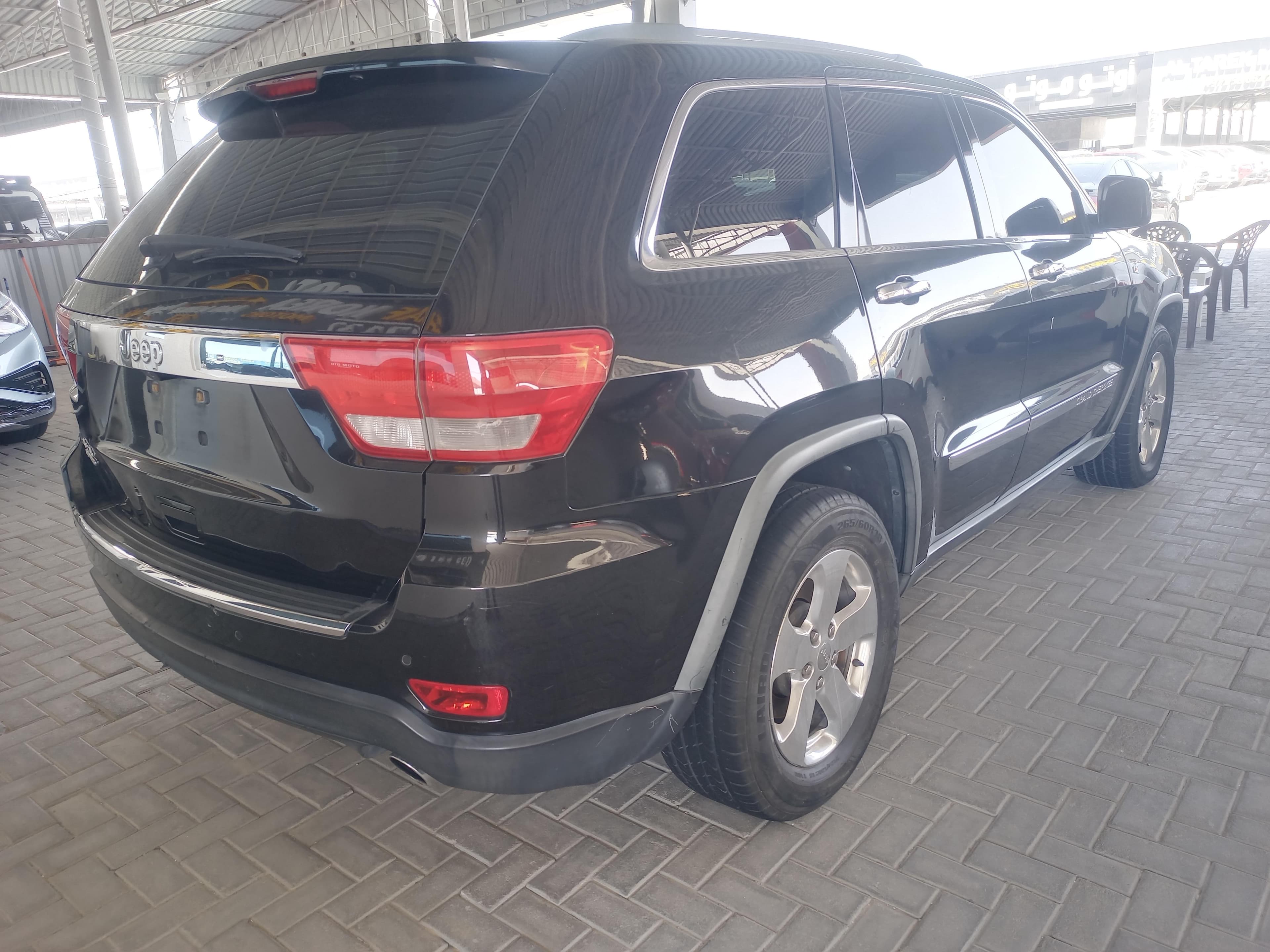 Jeep Cherokee newspapers 2012 for sale  2