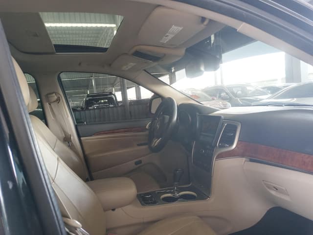 Jeep Cherokee newspapers 2012 for sale 