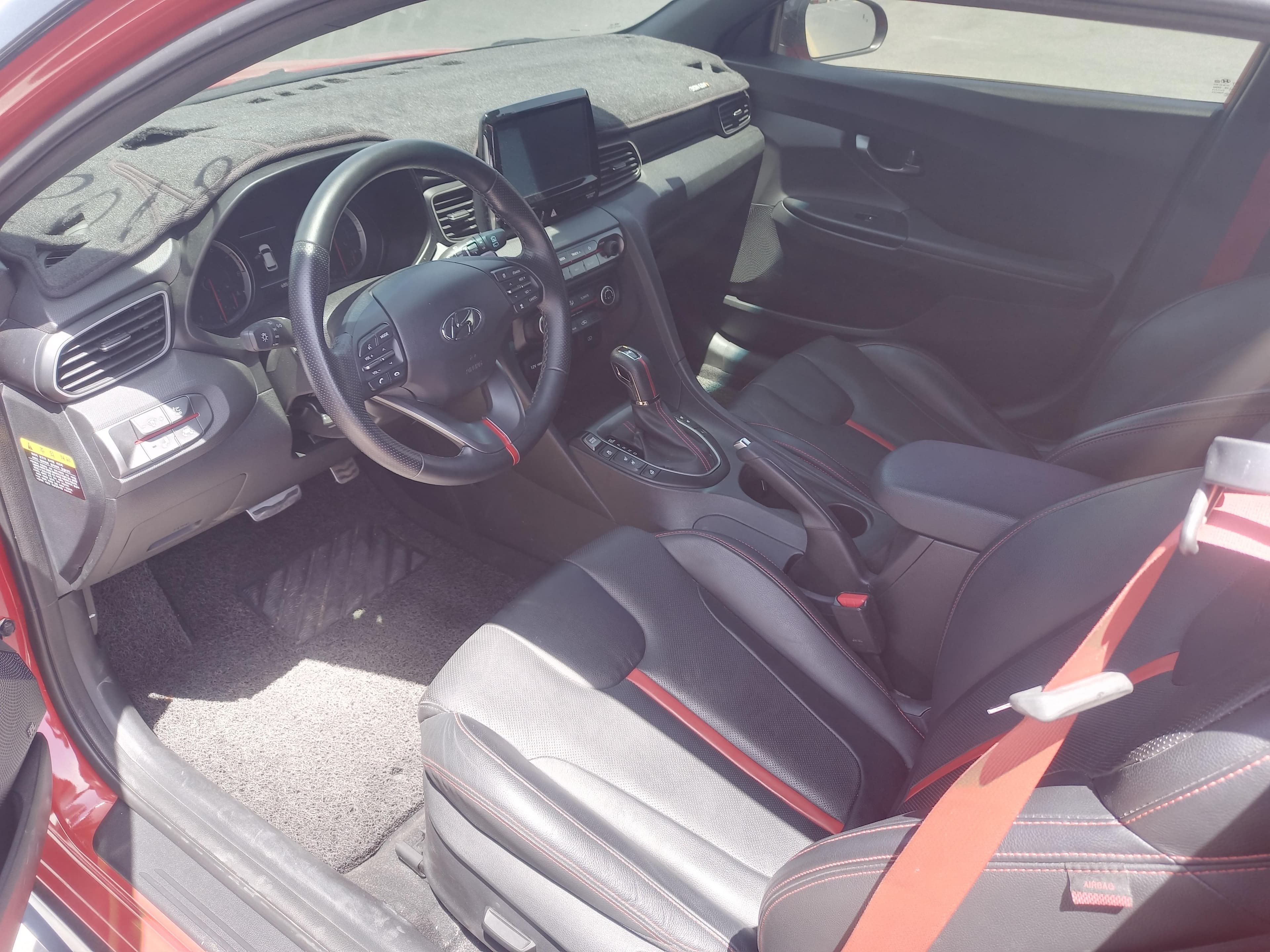 Hyundai Veloster 2018 for sale  4