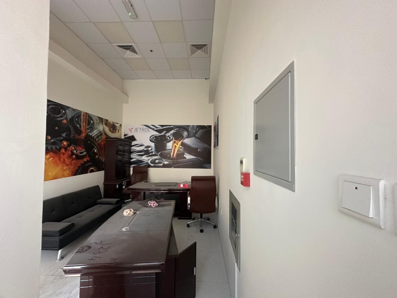 🏪 Shop for annual rent — Al Jerf 3 | Hamdan Building 3