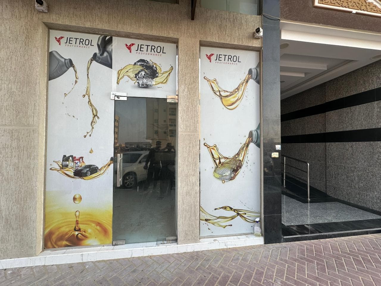 🏪 Shop for annual rent — Al Jerf 3 | Hamdan Building 5