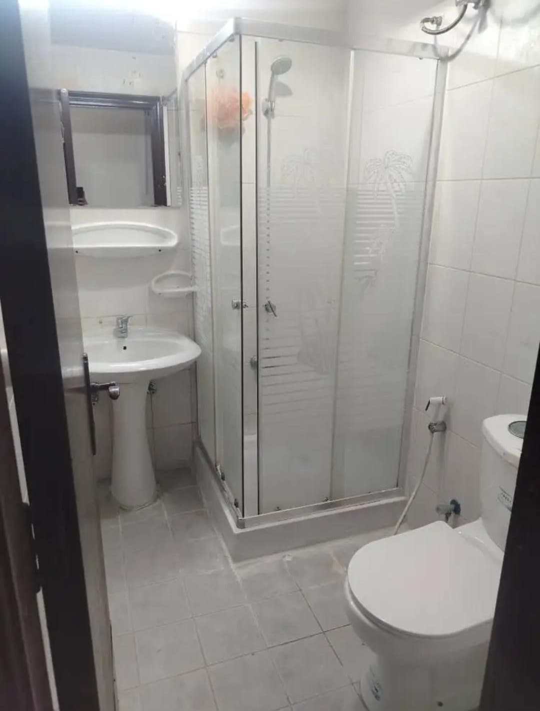 For rent a studio in Abu Dhabi, Muroor Street  2