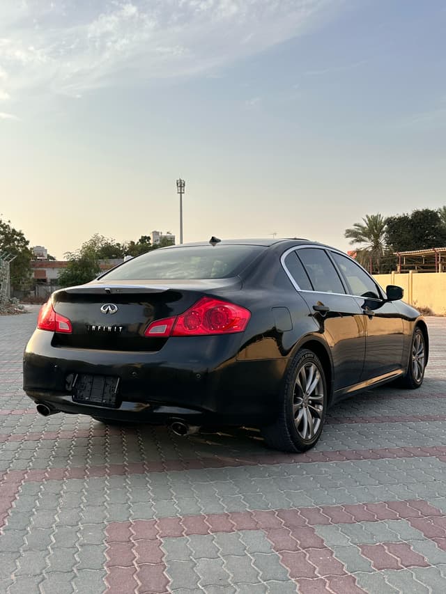 Infiniti G37 model 2013 full option