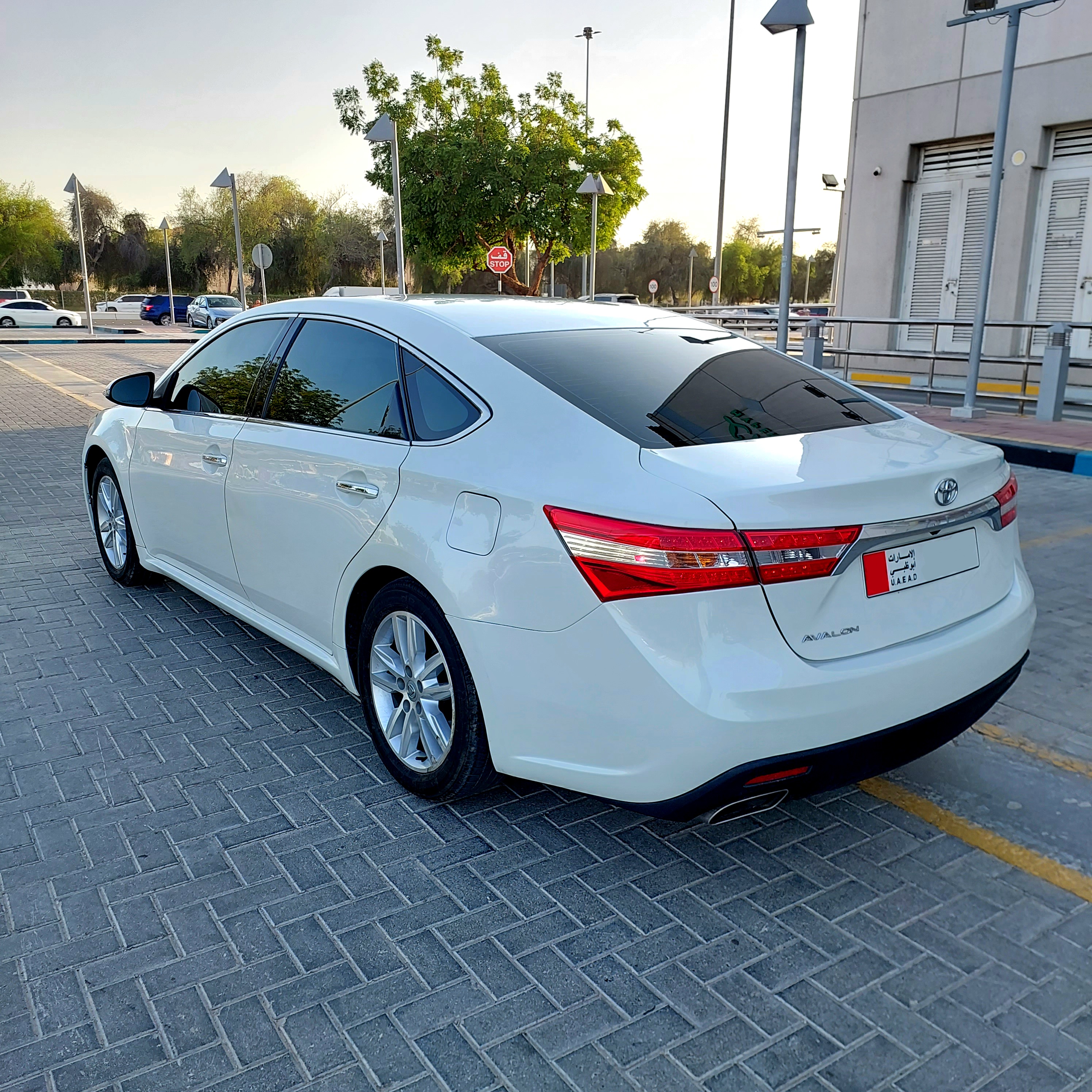 Toyota Avalon 2013