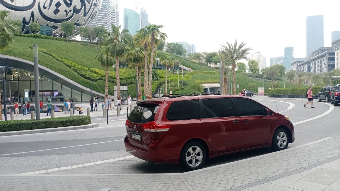 Airport shuttle service 2