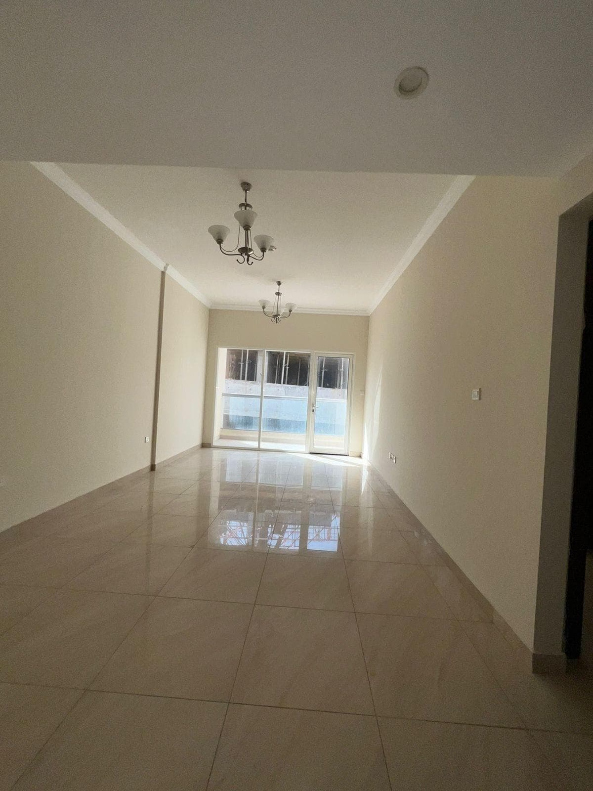 شقق للايجار سنوي في  البستان 3