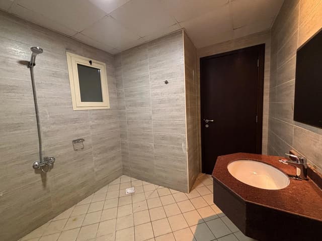 Apartment for Rent in Rashidiya 1