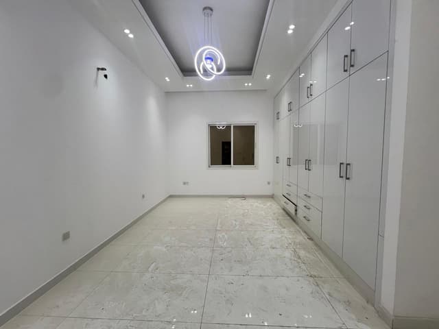 Villa for rent in Al Zahia