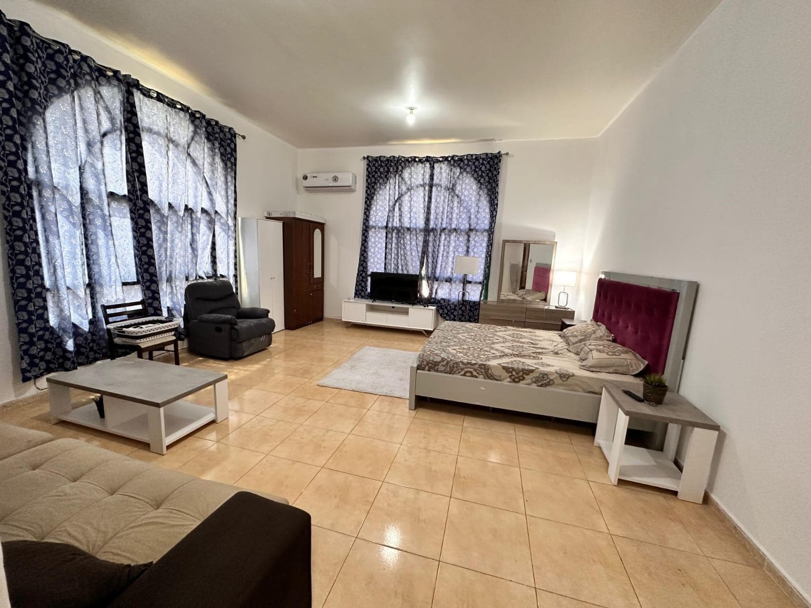 For rent a studio in Khalifa City A 5