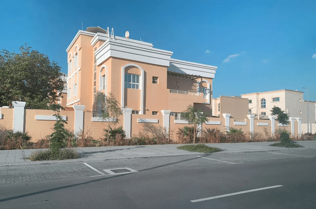 Villas for sale in Mohammed Bin Zayed 