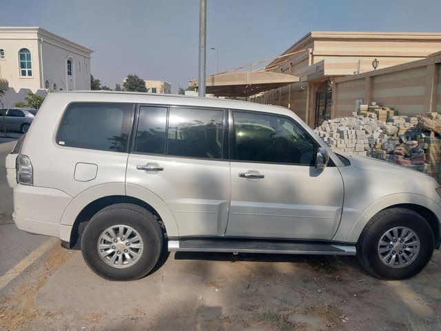 Mitsubishi Pajero 2013