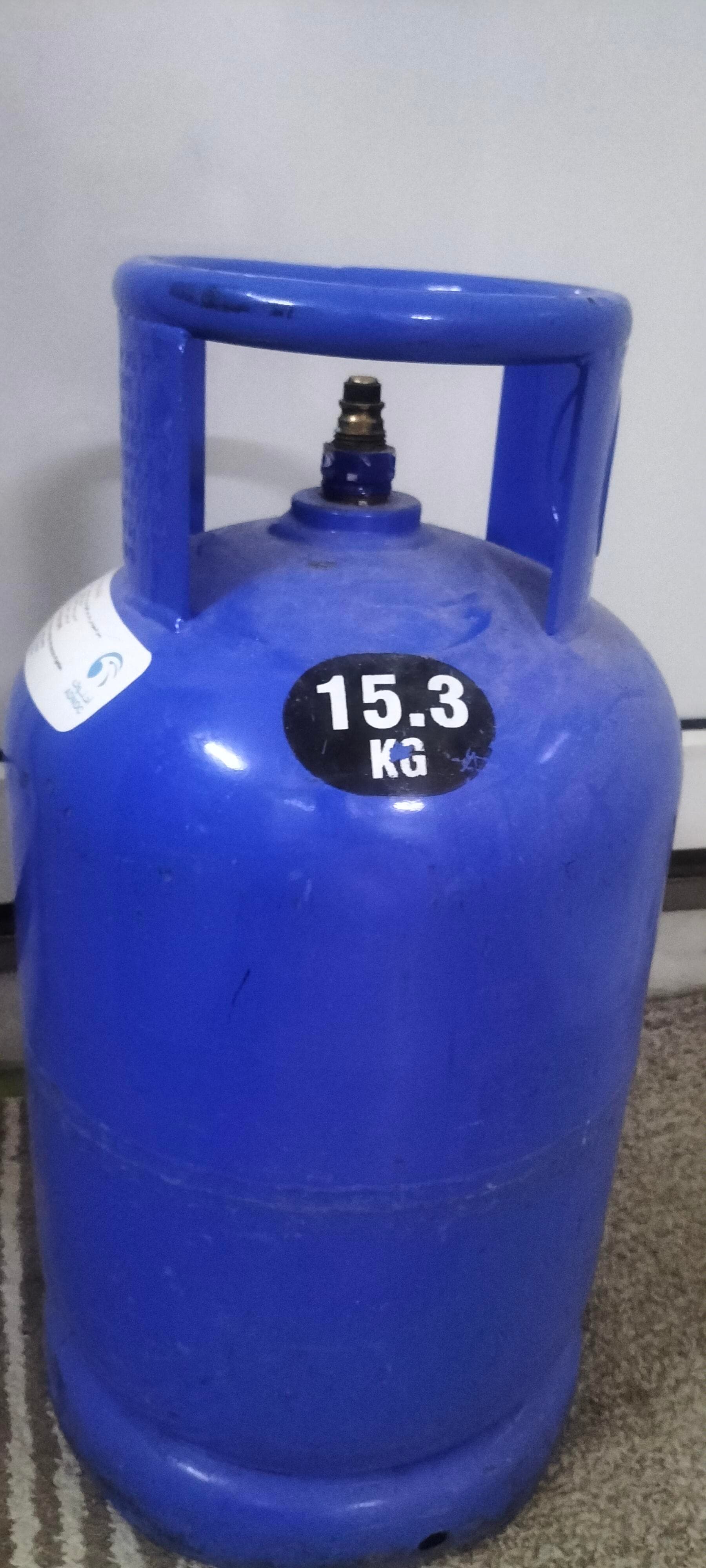 empty gas cylinder 0