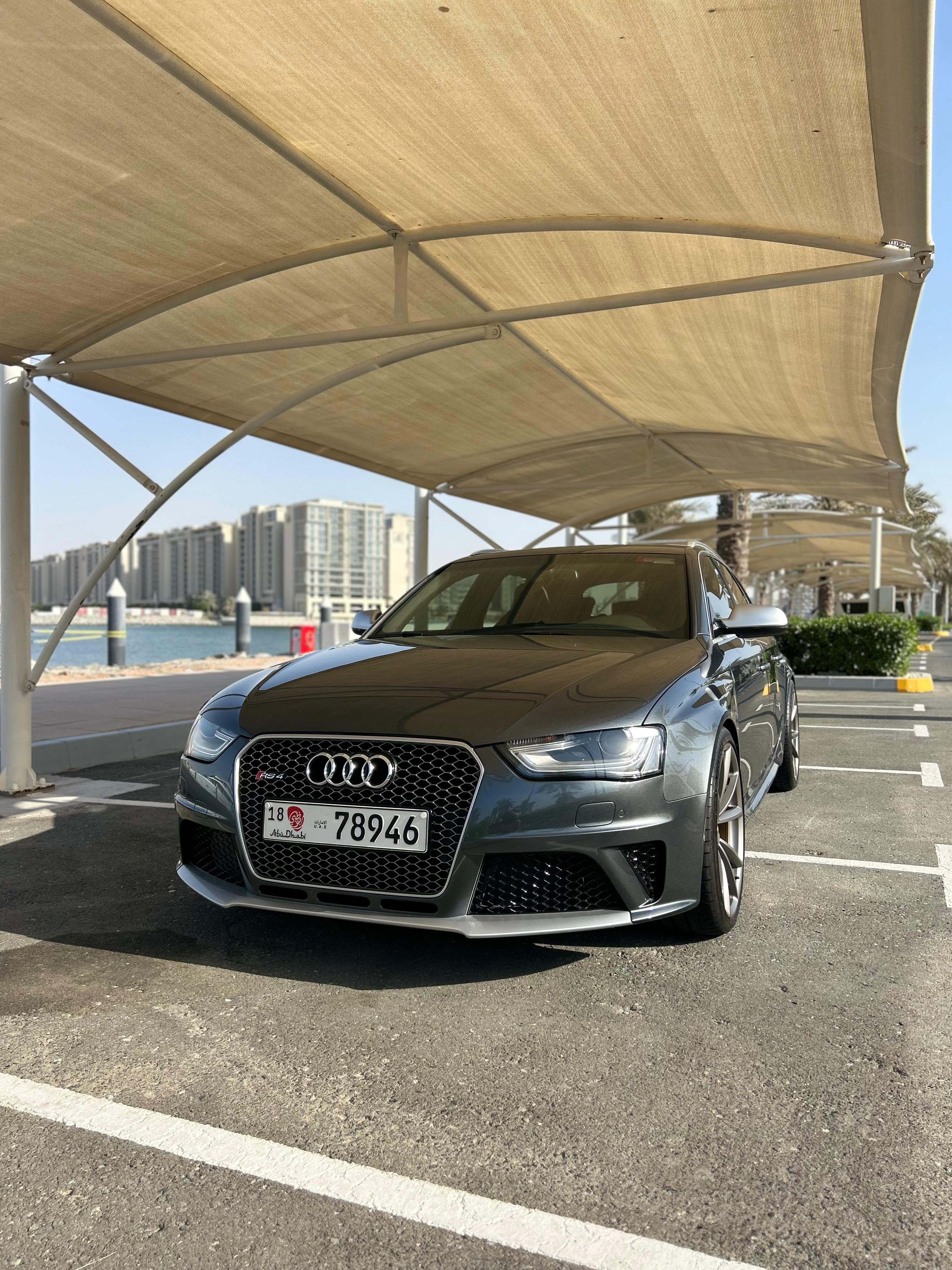 أودي RS4 موديل 2014 3