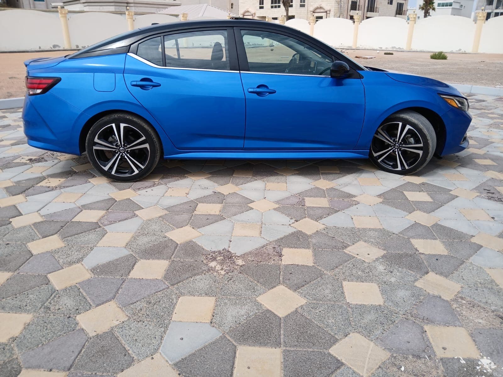 Nissan Sentra 2022 sr 10
