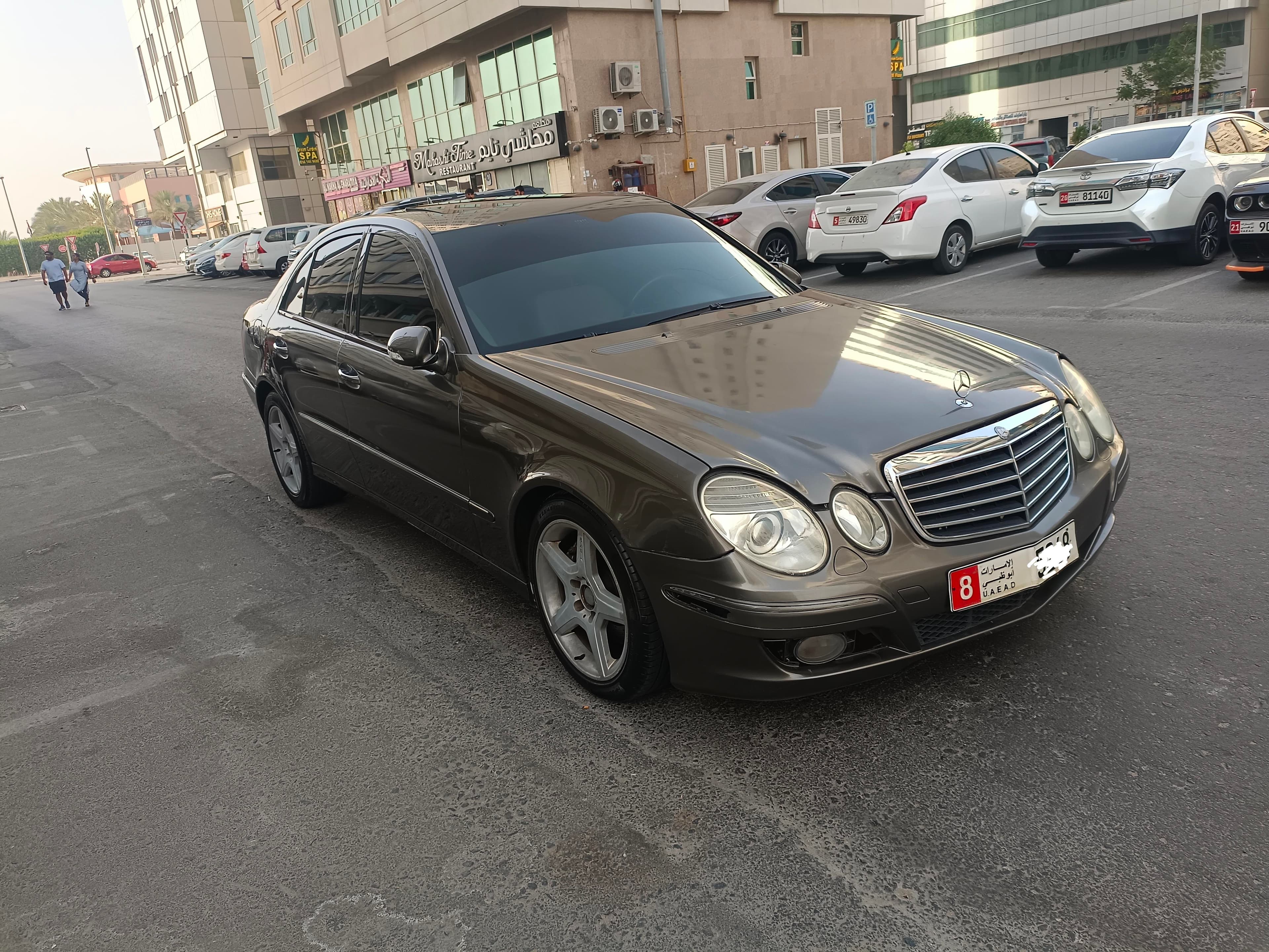 للبيع مرسيدس E550 موديل 2008 5
