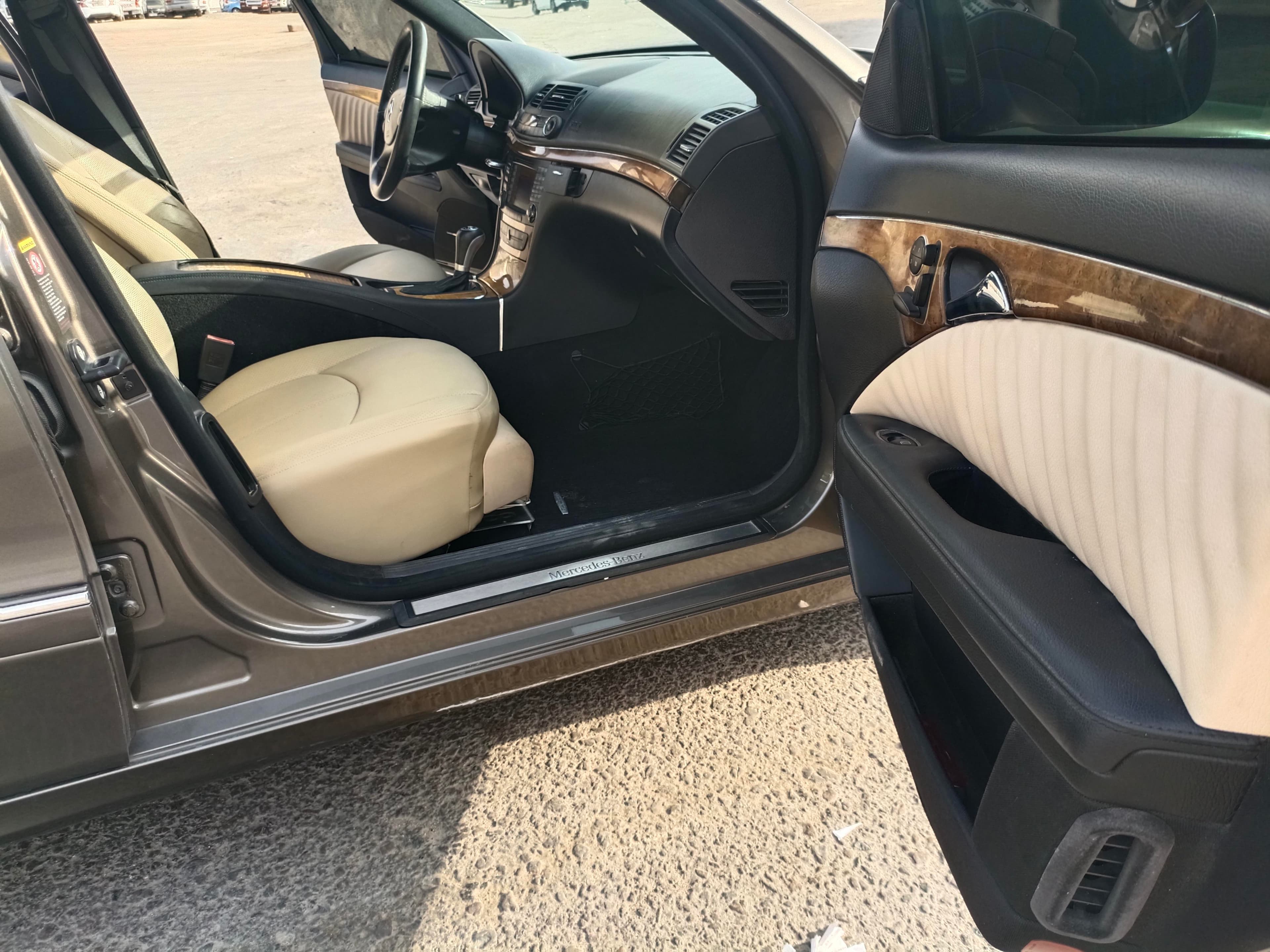 للبيع مرسيدس E550 موديل 2008 9