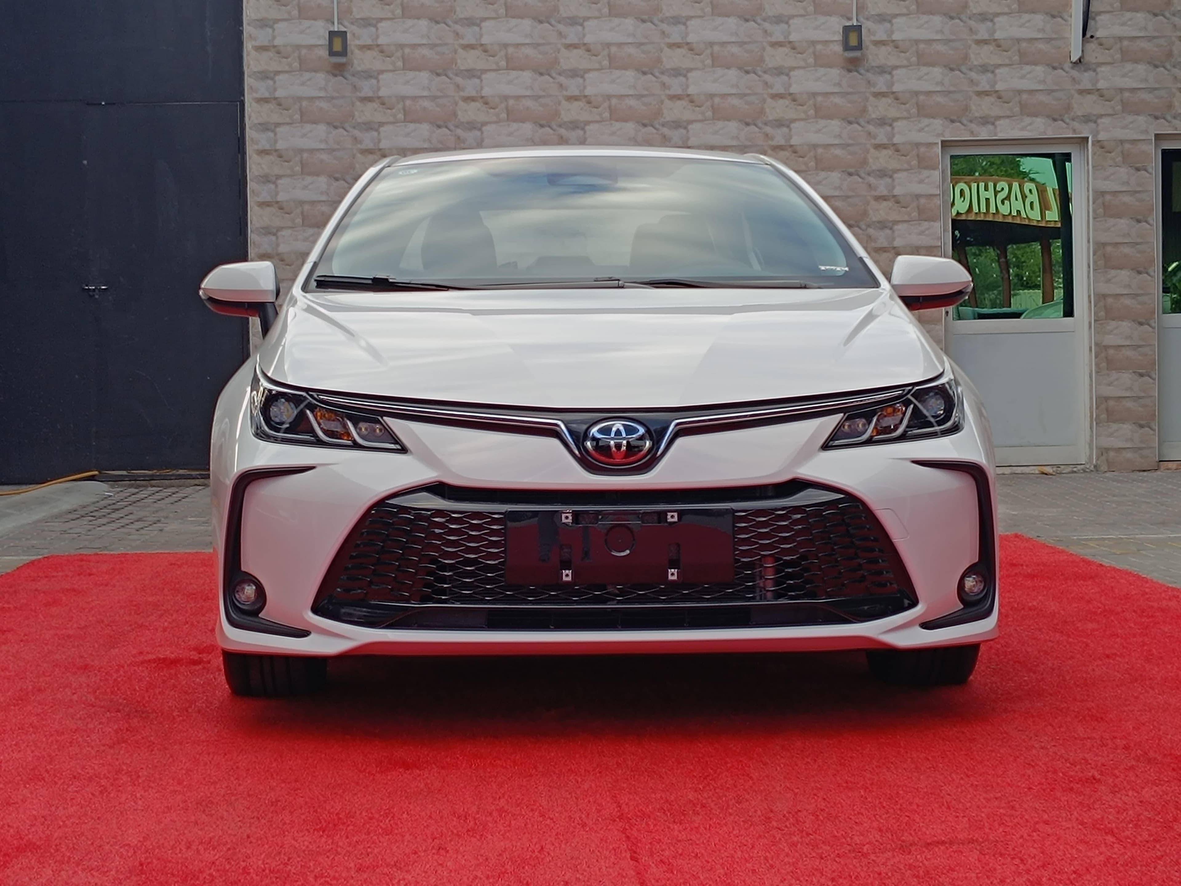 TOYOTA COROLLA HYBRID 2024 1