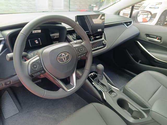 TOYOTA COROLLA HYBRID 2024