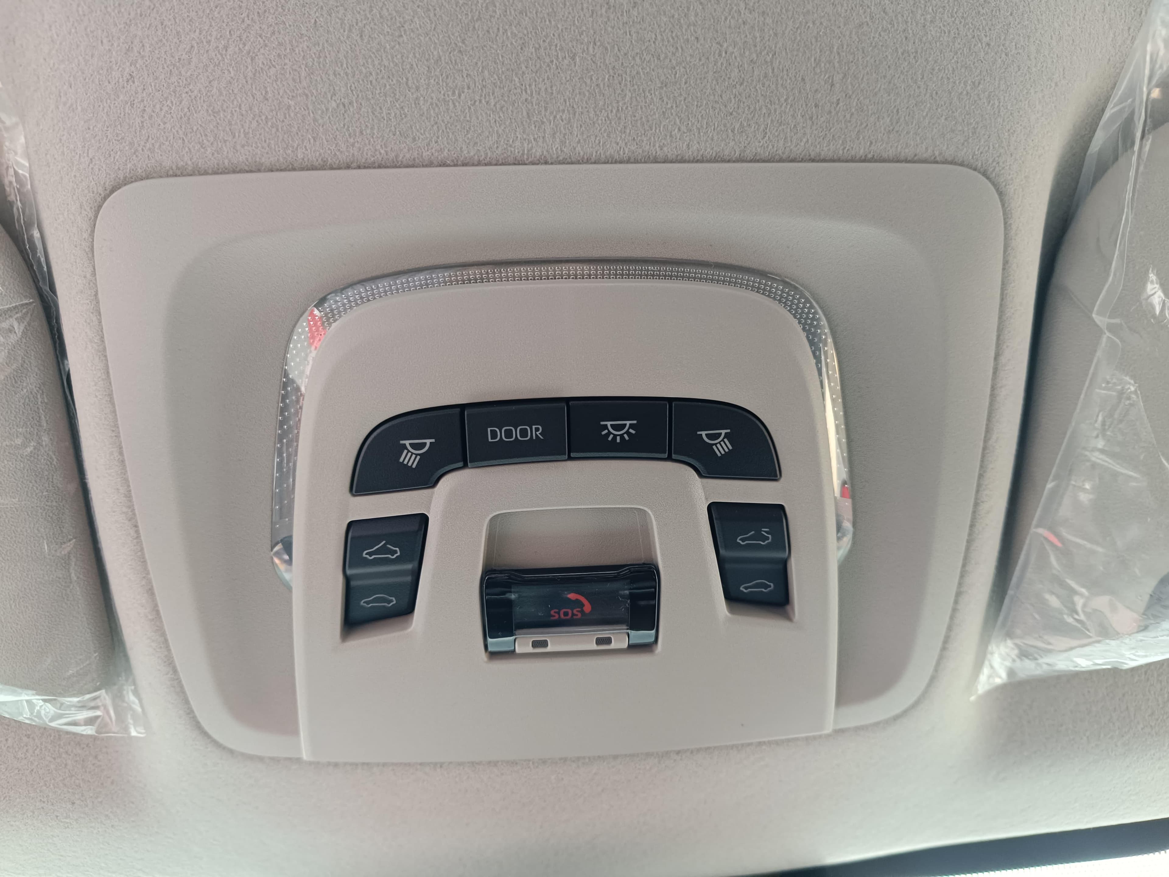 TOYOTA COROLLA HYBRID 2024 7