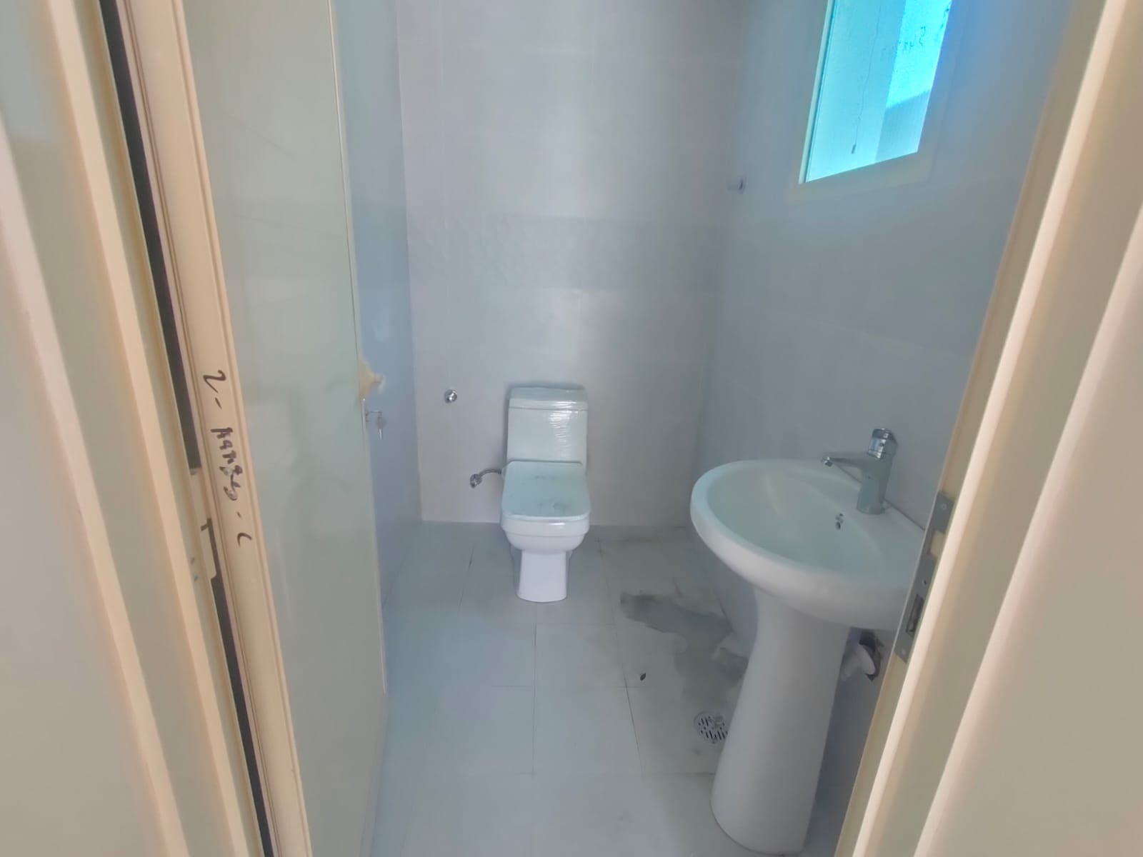  For rent: a distinctive shrubrat group in a strategic location 6