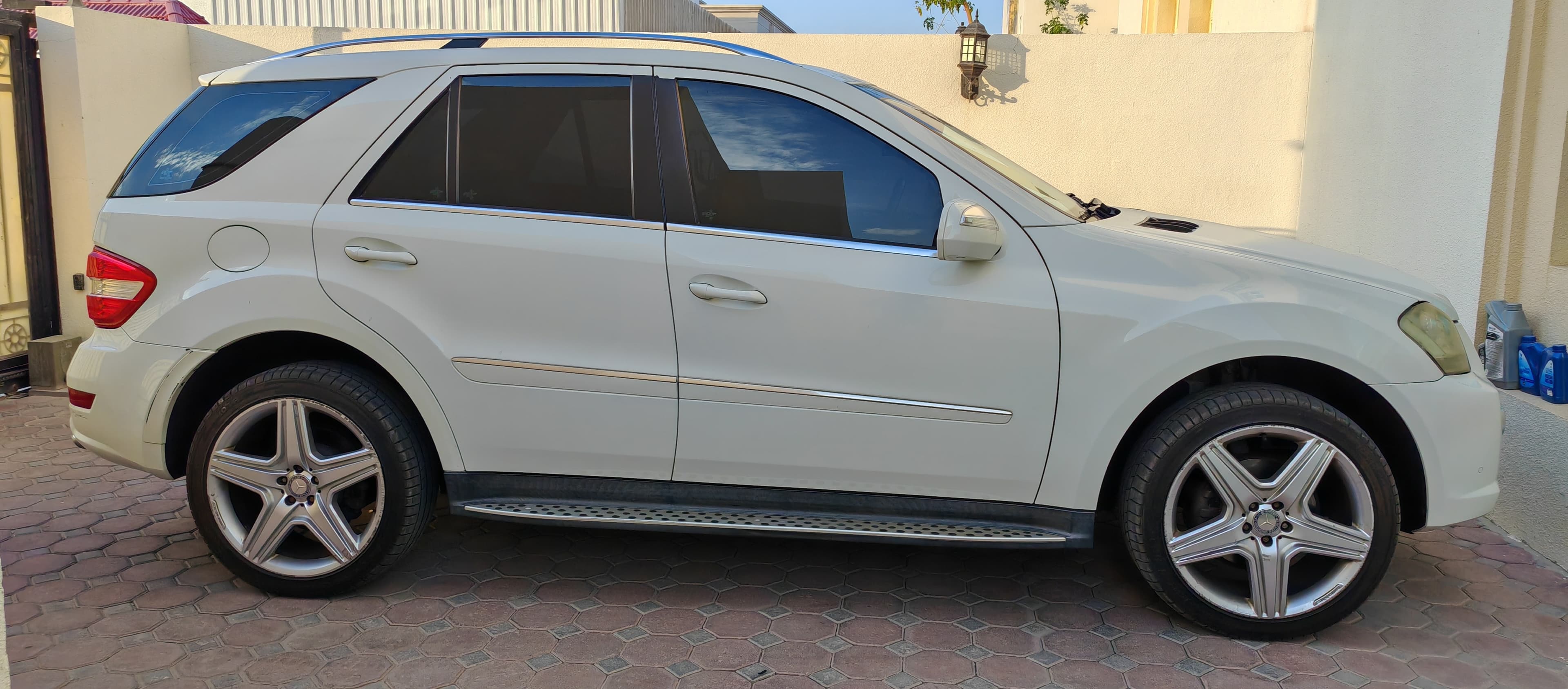 مرسيدس بنز ML 350 موديل 2010 1