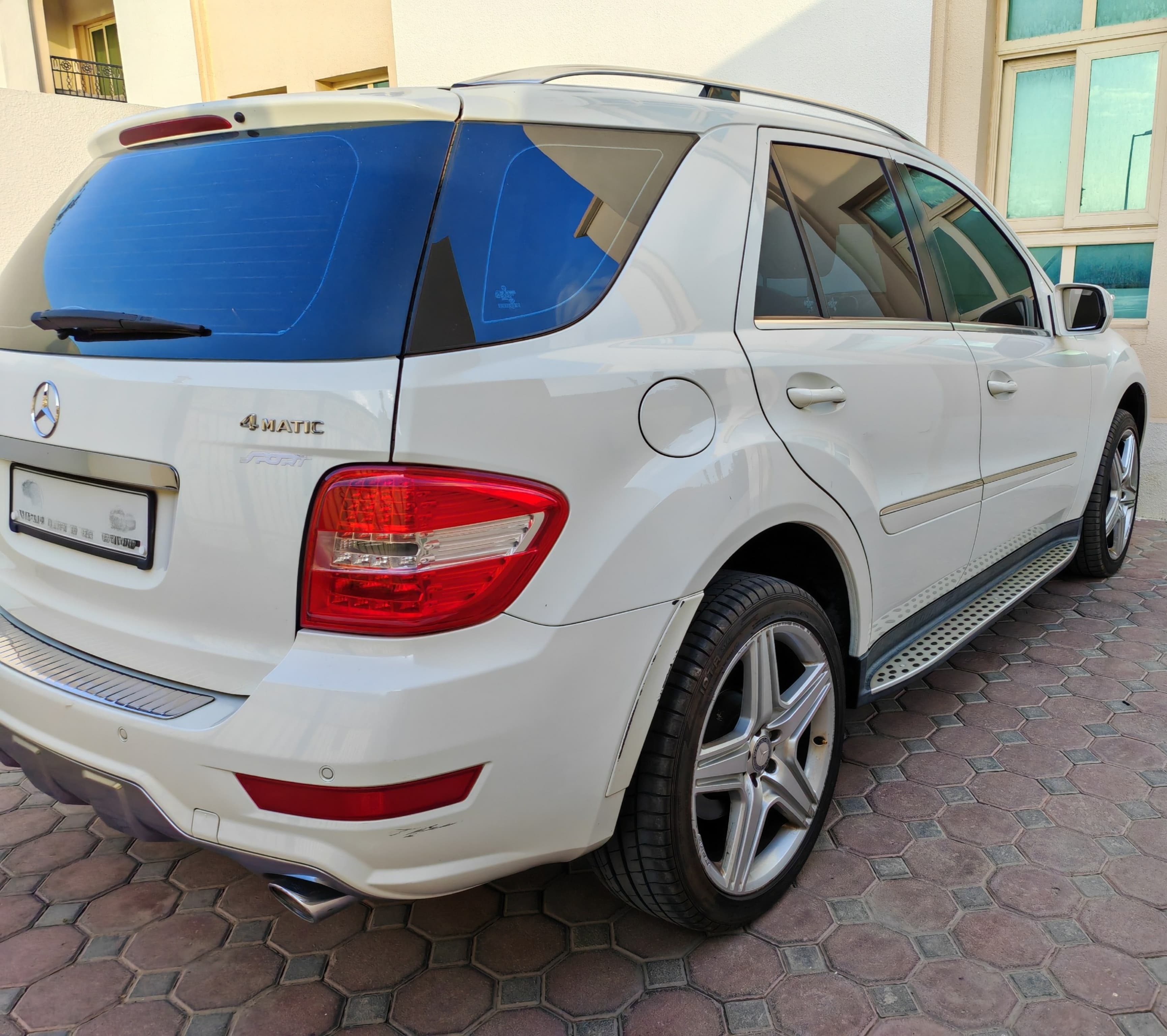 مرسيدس بنز ML 350 موديل 2010 5