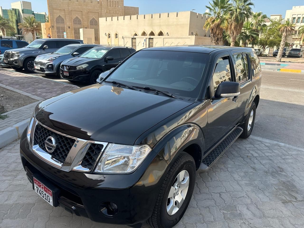  Nissan Pathfinder model 20015 9
