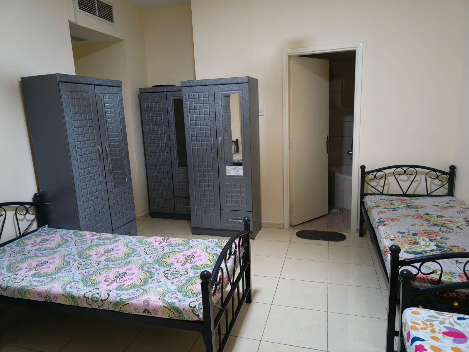 Shared housing - Al Majaz 1 - Sharjah 4