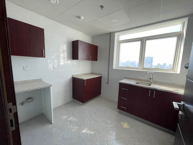 Apartment for annual rent - Sharjah near Megamall