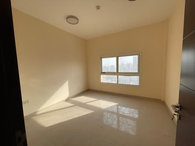 Apartment for annual rent - Sharjah near Megamall