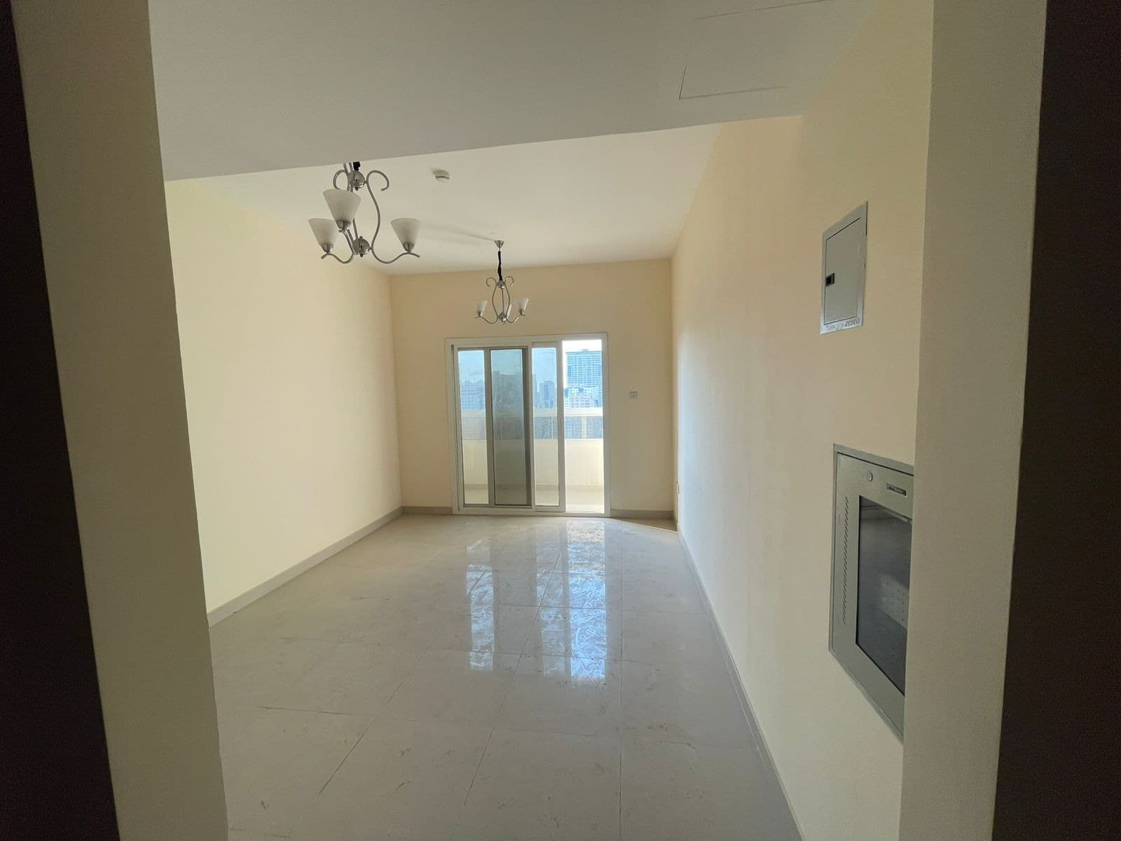 Apartment for annual rent - Sharjah near Megamall 1