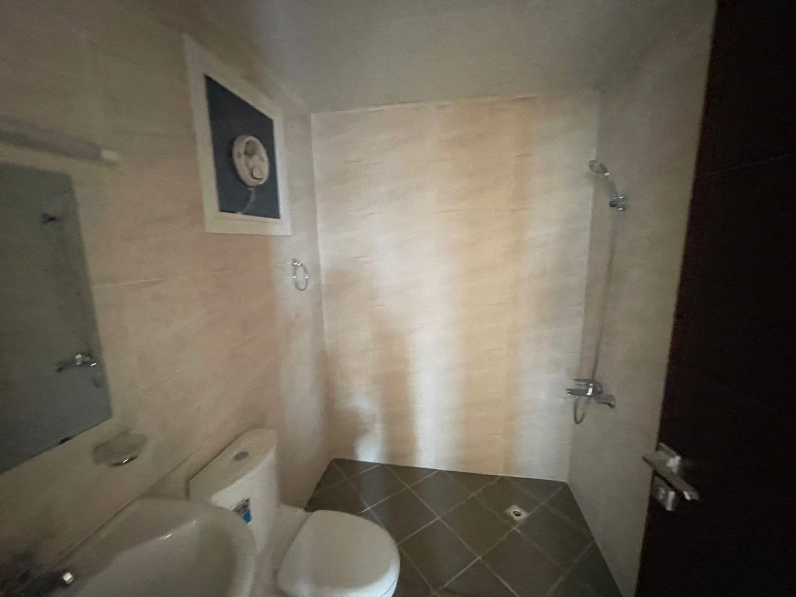 Apartment for annual rent - Sharjah near Megamall 4