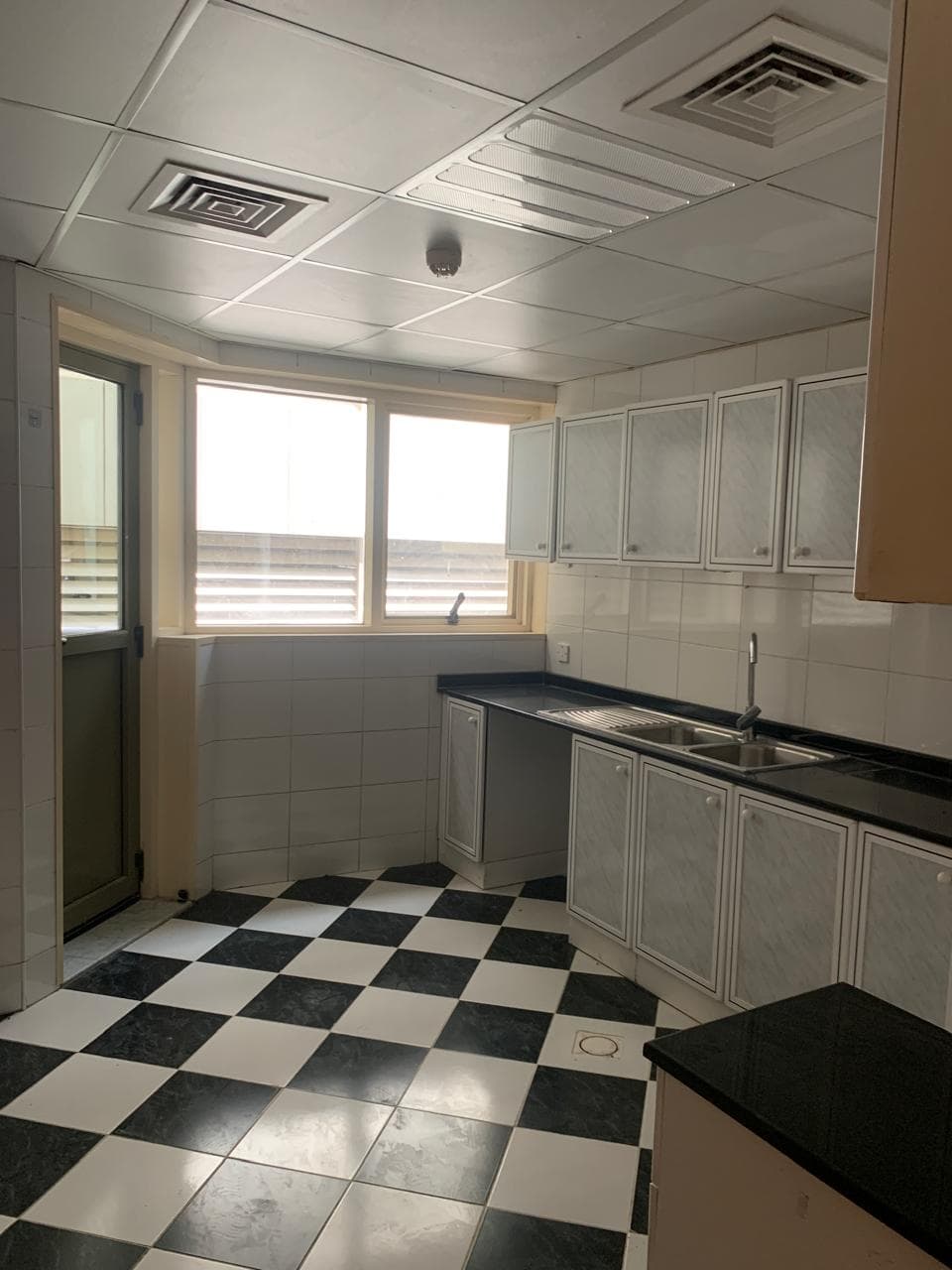 Apartment for annual rent in cooperation   11
