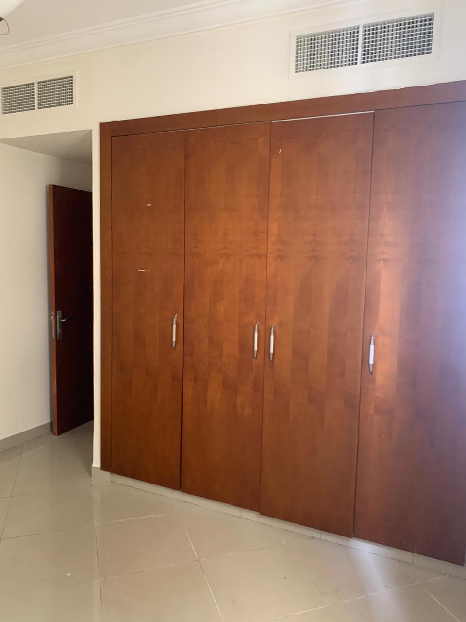Apartment for rent in Al Taawun  4