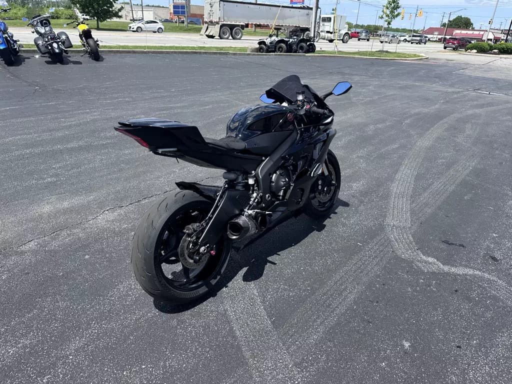 ياماها R6 موديل 2020  0
