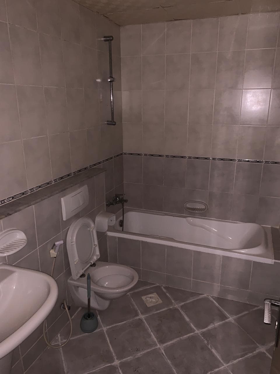 Apartment for rent in Al Taawun 10