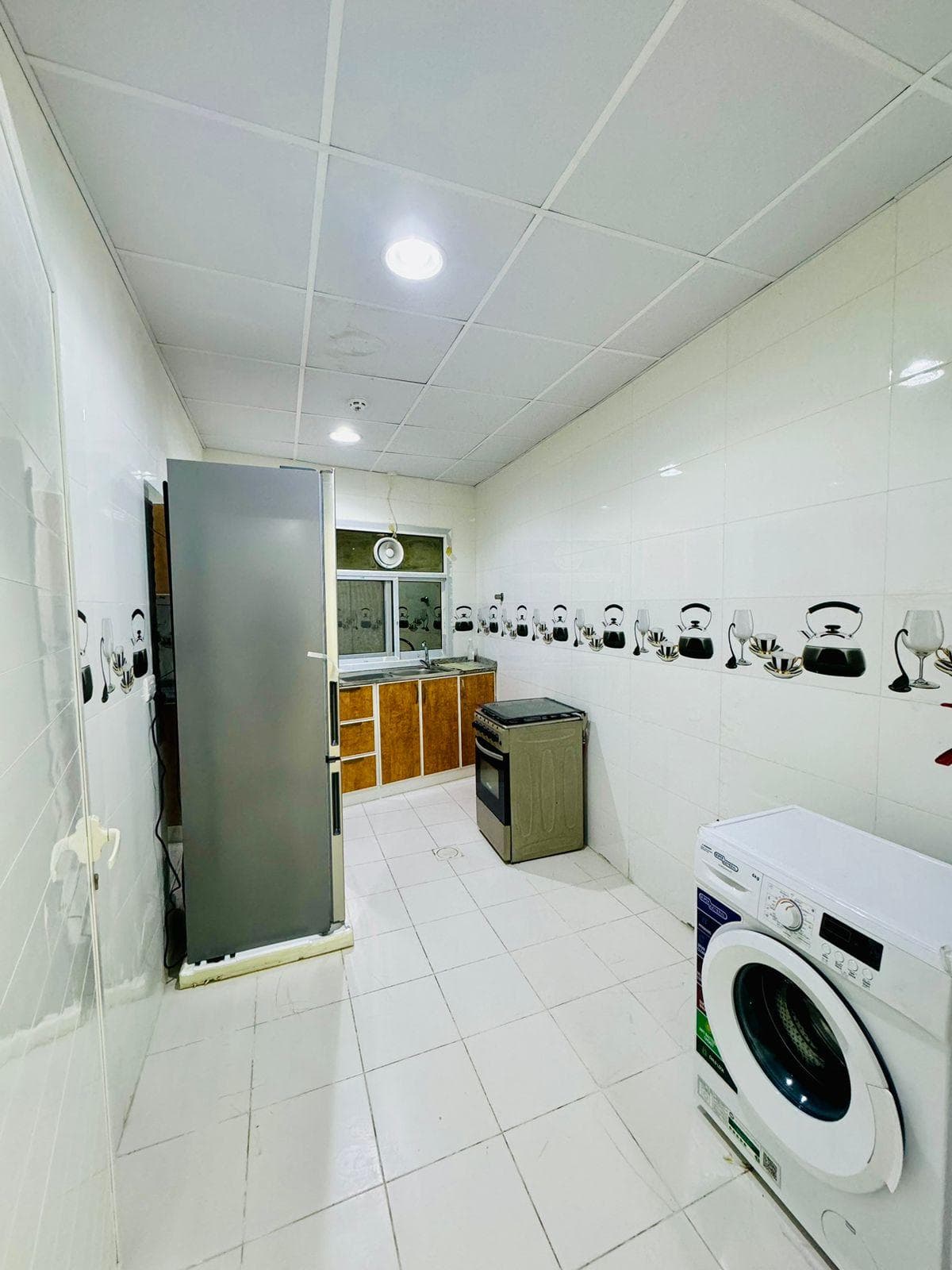 For rent an apartment in Nakheel 6