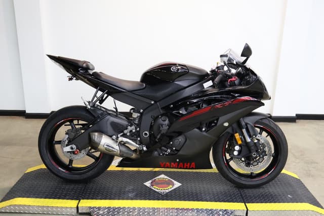 2015 YAMAHA R6