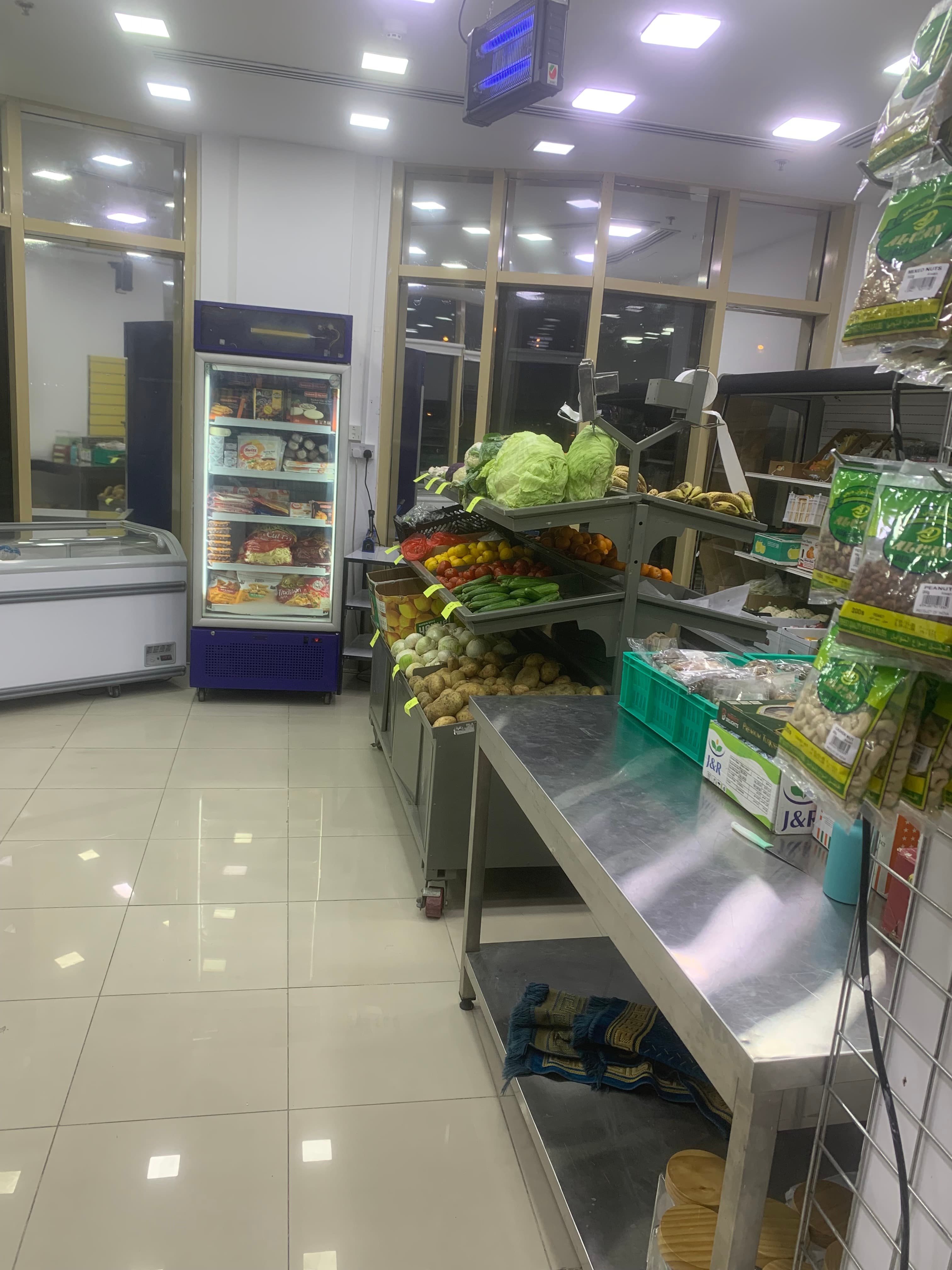 supermarket for sale  11