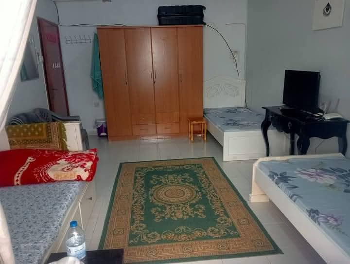 There is 1 bed available for an Arab youth in a large triple room 3